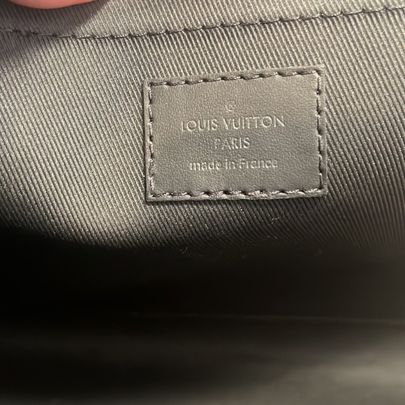 Louis Vuitton X Nigo Giant Pochette Jour GM - Picture 13 of 14